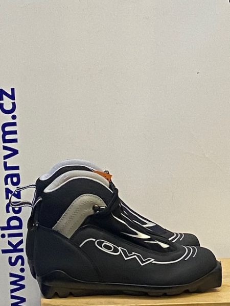 NOVÉ běžkové boty OW, vel.37 SNS