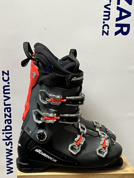 sjezdové boty Nordica 29,5 cm