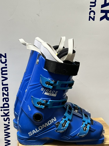 juniorské sjezdové boty Salomon 26,5 cm